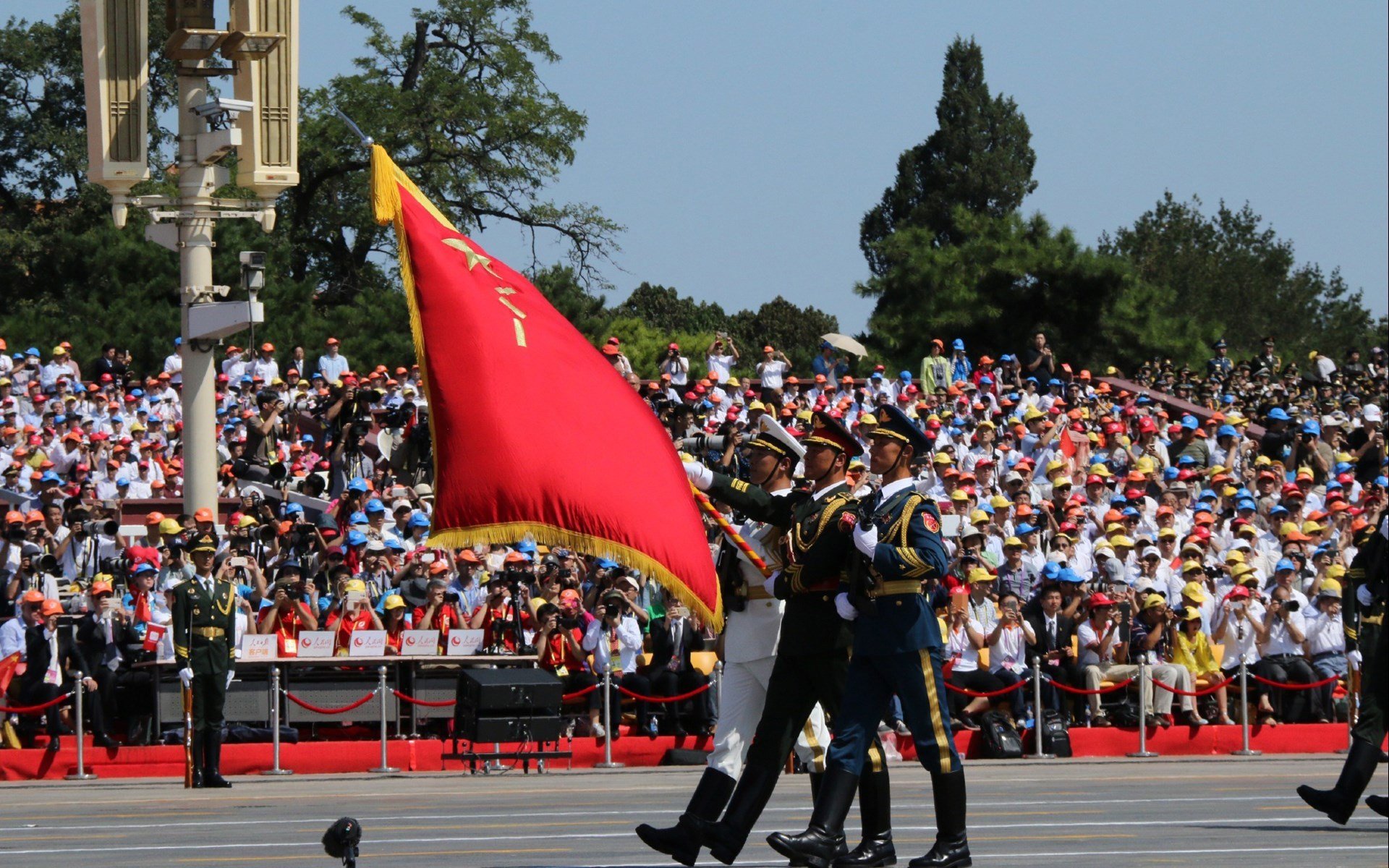国际乒联混合团体世界杯：罗马尼亚队如何通过团队配合破敌，罗马尼亚女乒
