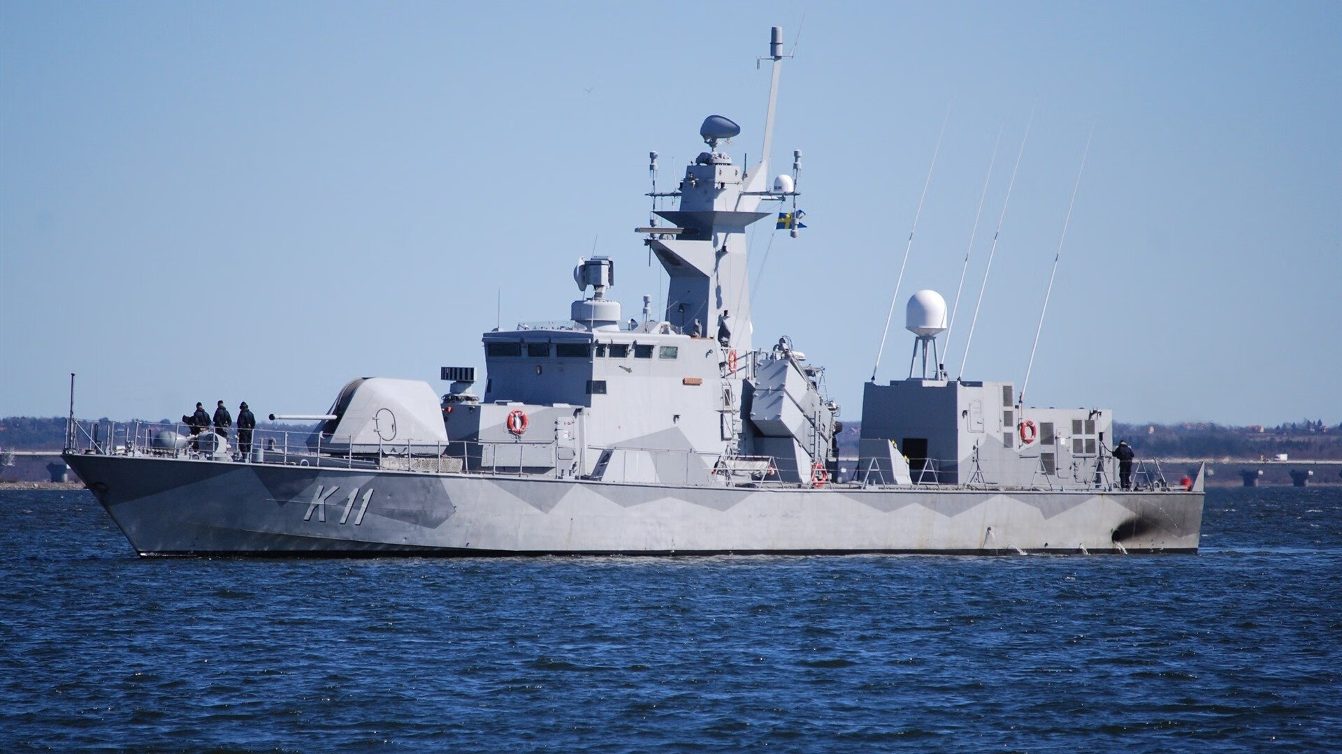 中学篮球队配备战术指导员提升临场反应能力，中学篮球队的战术训练应以什么为主