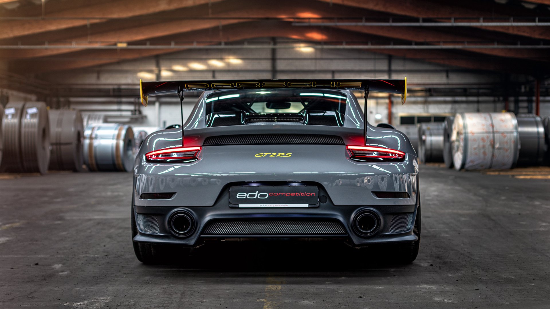 卡普尔突破力强,袋鼠队在比赛中多次通过他完成进攻得分,卡尔美袋鼠皮